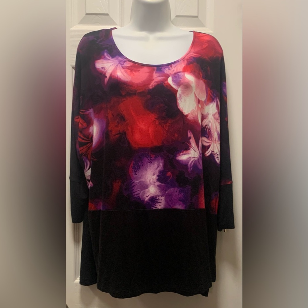 CALVIN KLEIN MULTI-COLOR FLORAL DESIGN 3/4 SLEEVE SIZE OX  12/14 Plus Blouse